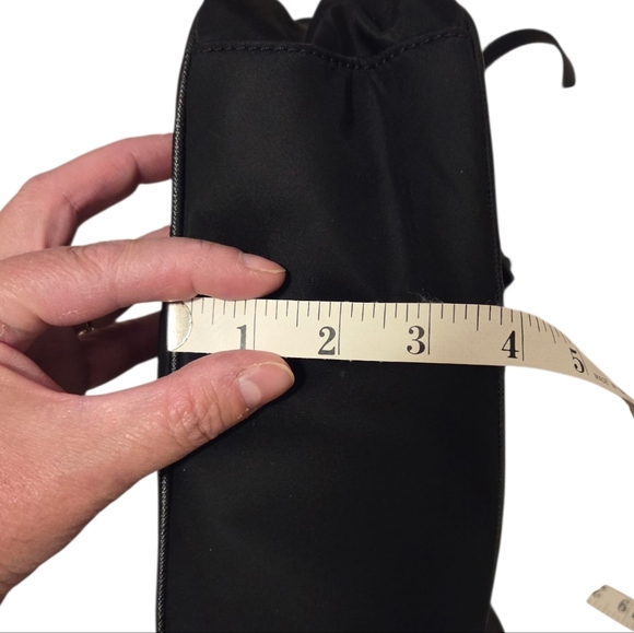 Kate Spade Small Wilson Road Nylon Backback Black Gold Zipper Purse Carryon - Picture 5 of 9